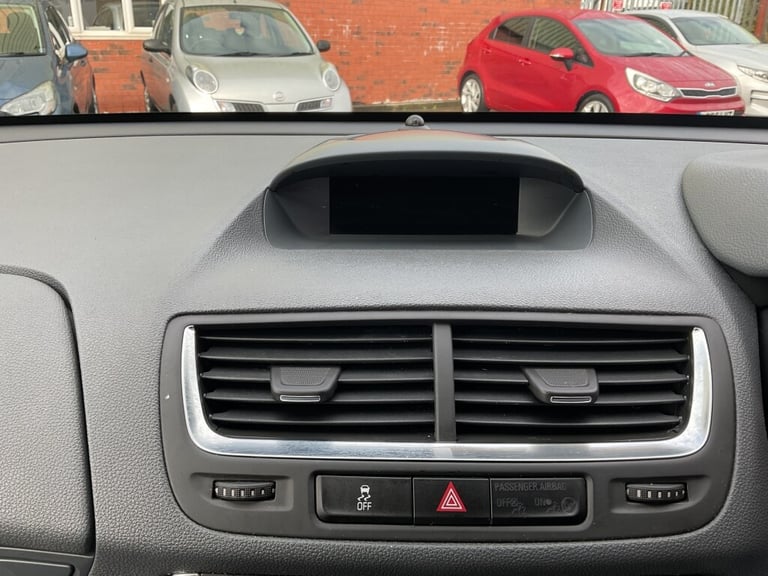 2015 Vauxhall Mokka 1.6 SE S/S 5DR Manual Hatchback Petrol Manual