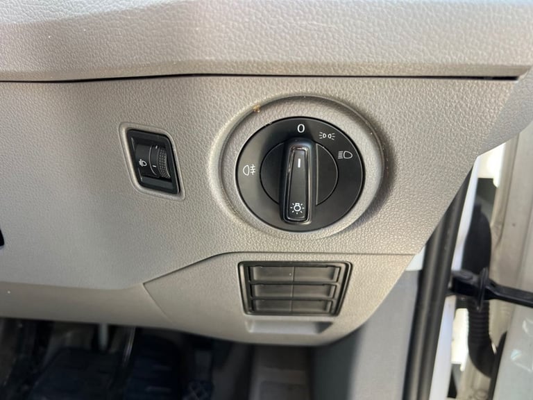 2022 MAN TGE 2.0 3140d LION XS Panel Van 5dr Diesel Manual FWD LWB High Roof Euro 6 (s/s PANEL VA...