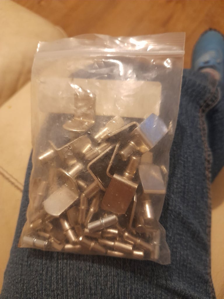 image for Shelf fittings 