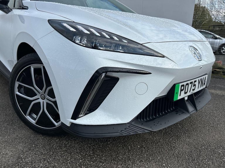 2025 MG MG4 64kWh Trophy Long Range Hatchback 5dr Electric Auto (203 ps) Hatchback ELECTRIC Autom...