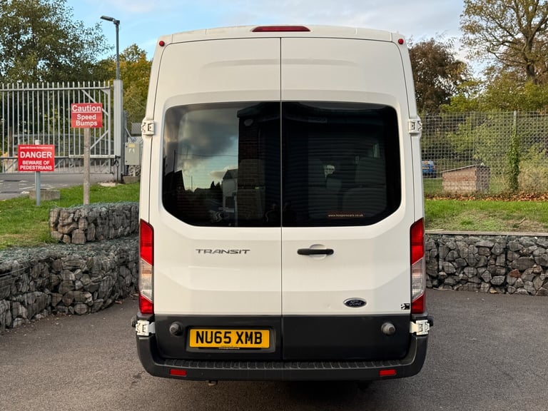 2015 Ford Transit 2.2 TDCi 460 Minibus 5dr Manual L4 H3 (17 seats) NA Diesel Manual