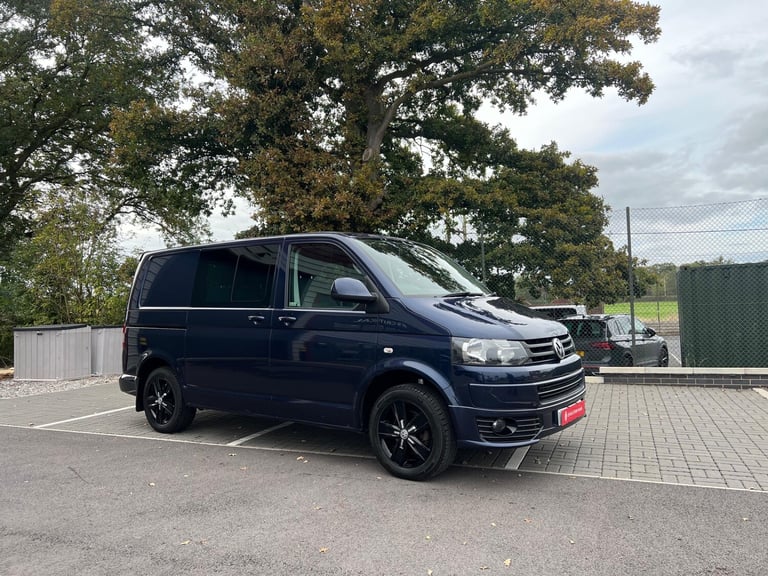 2015 Volkswagen Transporter 2.0 180PS Highline Kombi Van DSG WINDOW VAN Diesel Automatic