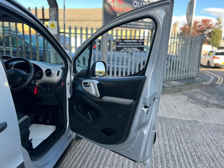 2014 Citroen Berlingo 1.6 HDi XTR Multispace MPV Euro 5 5dr MPV Diesel Manual