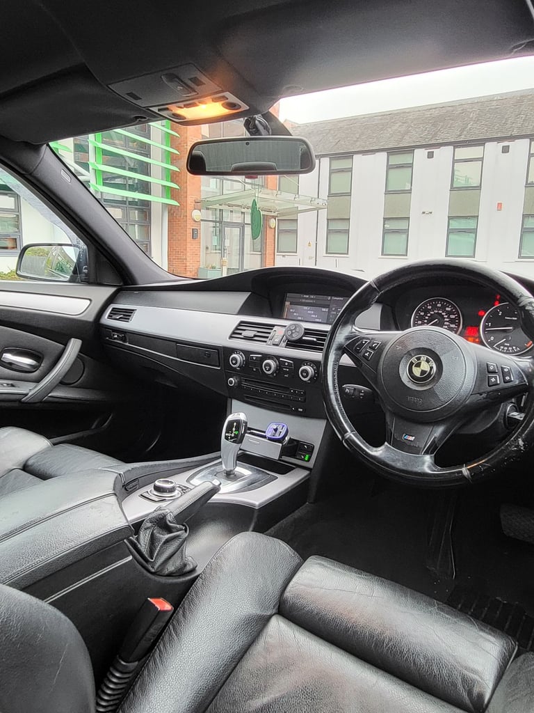 BMW, 5 SERIES, Saloon, 2009, Semi-Auto, 2993 (cc), 4 doors