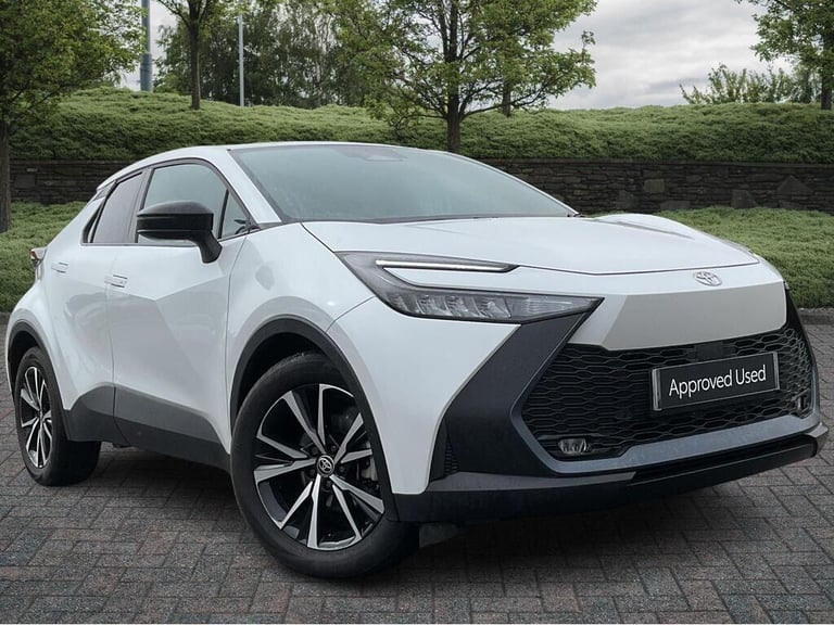 image for 2024 Toyota C-HR 1.8 Hybrid Design 5dr CVT HATCHBACK PETROL/ELECTRIC Automatic