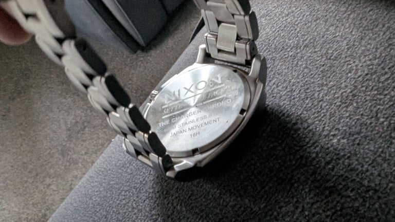 Nixon Men's Chronograph Watch Model - Charger silver stainless A1071000 . 