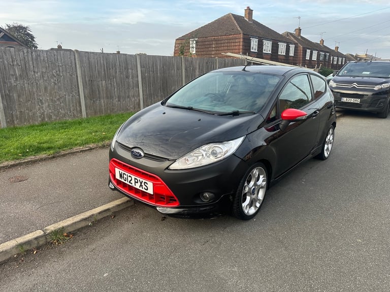 Ford, FIESTA, Hatchback, 2012, Manual, 1596 (cc), 3 doors