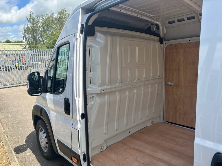2024 Citroen Relay 2.2 BlueHDi 35 Enterprise Edition Panel Van 5dr Diesel Manual L4 High Roof  PA...