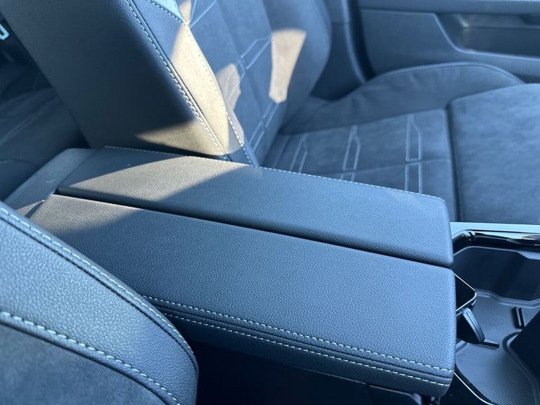 2025 Vauxhall Astra Astra 1.2 Turbo 130 Ultimate 5Dr Estate Estate Petrol Manual