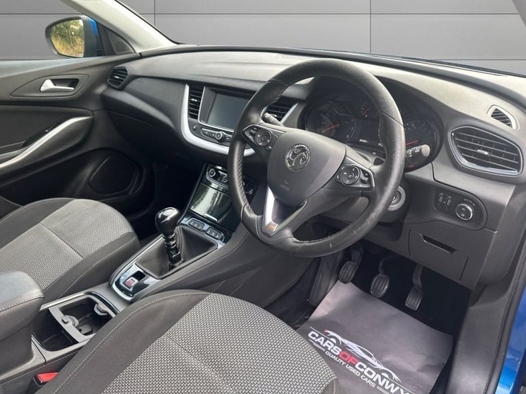 2018 Vauxhall Grandland X 1.2 Turbo SE SUV 5dr Petrol Manual Euro 6 (s/s) (130 ps) HATCHBACK Petr...