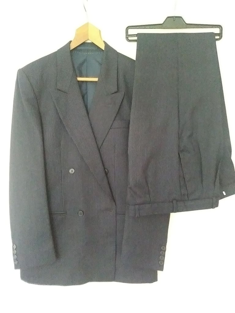 image for MENS NAVY SUIT