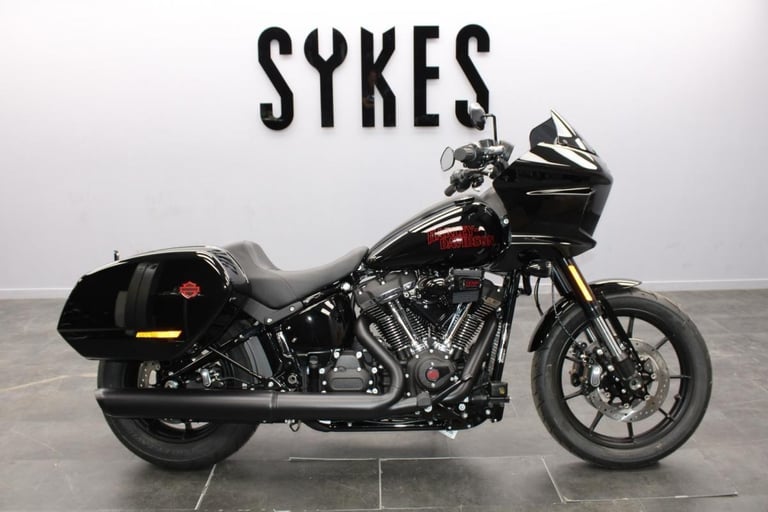 2025 Harley-Davidson FXLRST Softail Low Rider ST in Vivid Black 