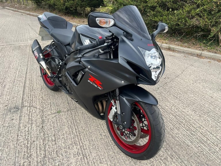 2017 17 SUZUKI GSXR 600 L7 GSXR600 SPORTS 600 SUPERSPORT BLACK - 5k MILES ONLY