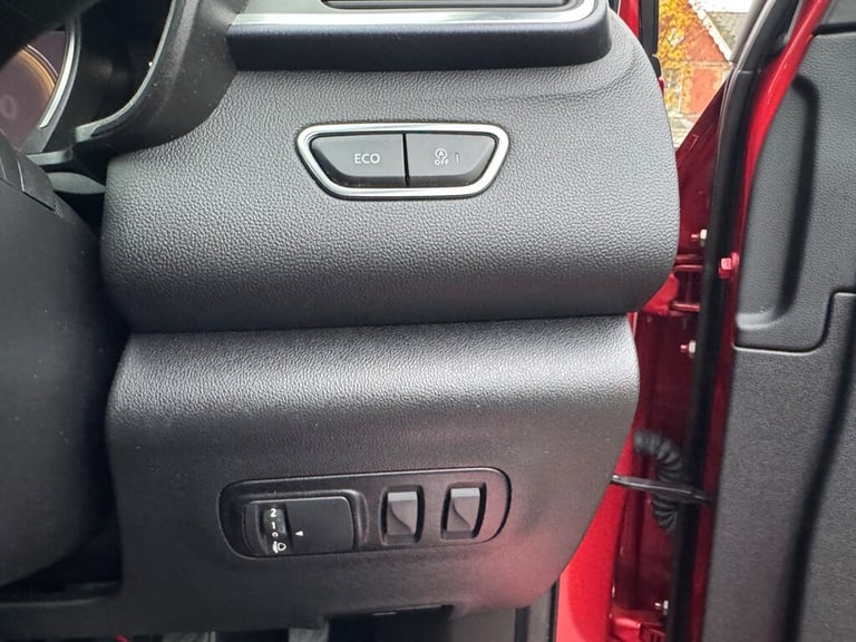 2020 Renault Kadjar S EDITION TCE Hatchback Petrol Manual