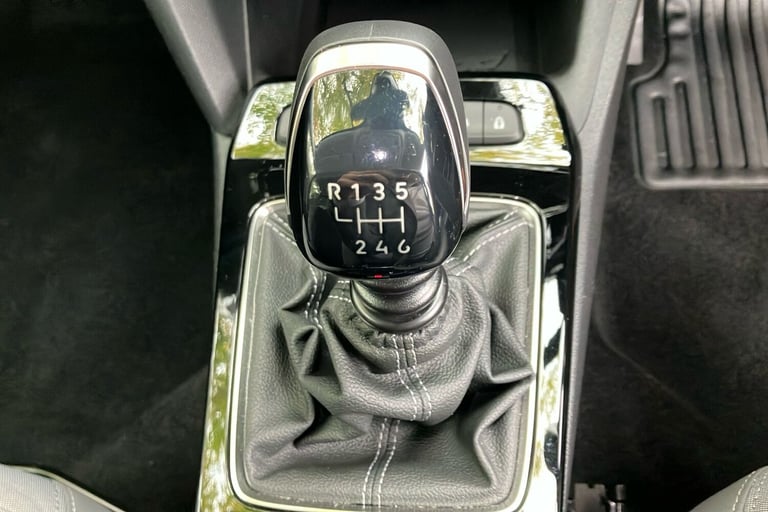  Vauxhall Mokka 1.2 Turbo Elite Edition Suv 5dr Petrol Manual Euro 6 s/s 130 Ps