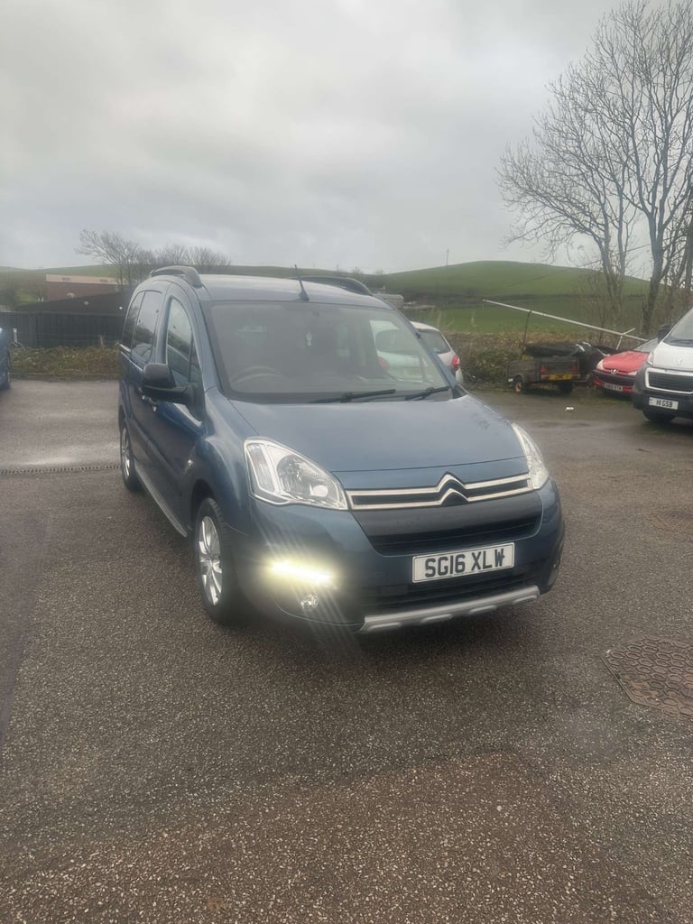 Citroen, BERLINGO MULTISPACE, MPV, 2016, Manual, 1560 (cc), 5 doors