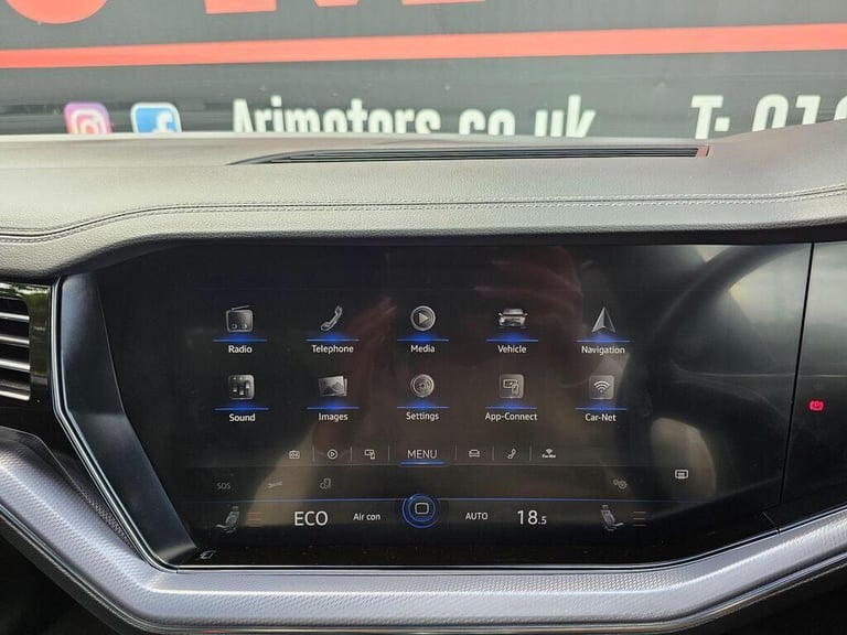 2019 Volkswagen Touareg 3.0 V6 TSI 4Motion R-Line Tech 5dr Tip Auto ESTATE PETROL Automatic