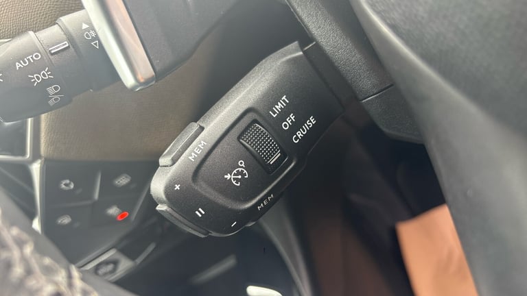 2019 DS Automobiles DS 3 1.2 PureTech 155 Prestige 5dr EAT8 MPV PETROL Automatic