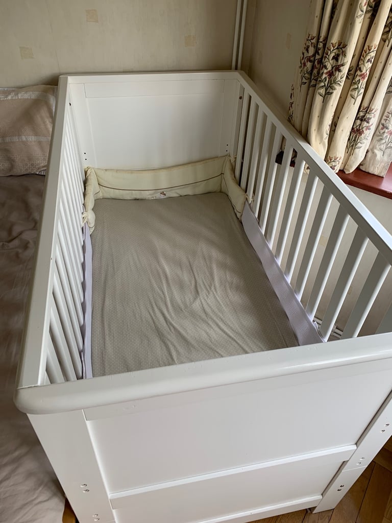 East Coast Cotbed, from newborn to toddler - approx 4y