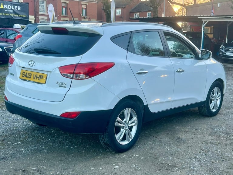 2013 Hyundai Ix35 1.7 CRDi Premium 5dr 2WD ESTATE DIESEL Manual