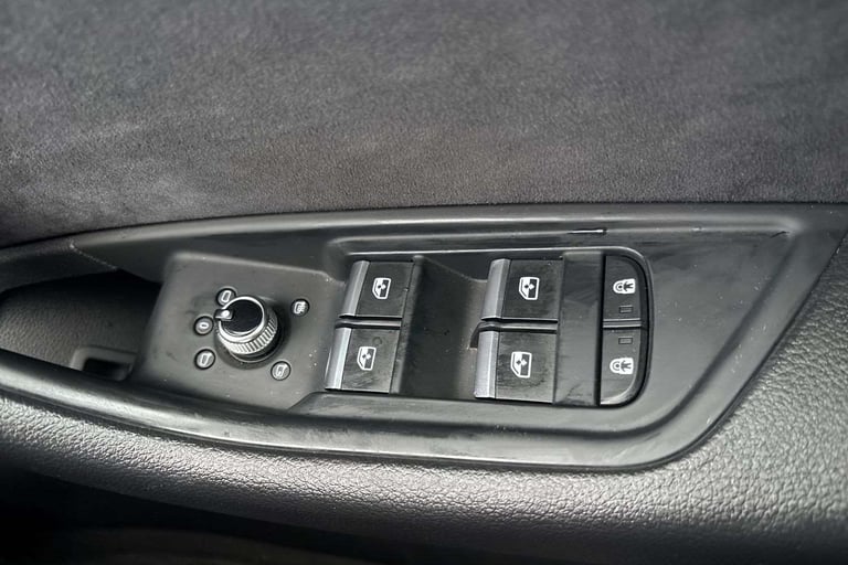 2023 Audi A4 35 TDI S Line 4dr S Tronic SALOON DIESEL Automatic