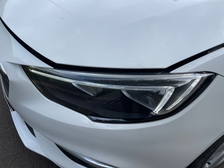 2017 Vauxhall Insignia Insignia 1.5 SRI Nav 5dr Hatchback Petrol Manual