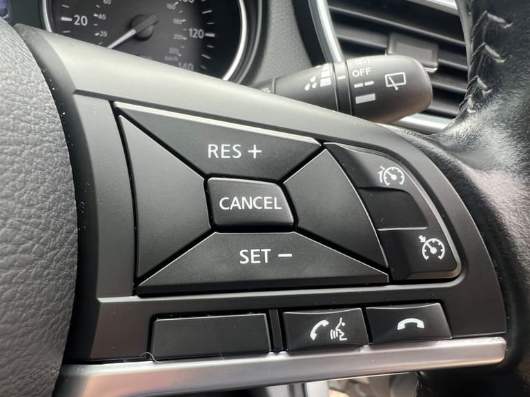 2019 Nissan Qashqai 1.3 DiG-T N-Connecta 5dr HATCHBACK PETROL Manual