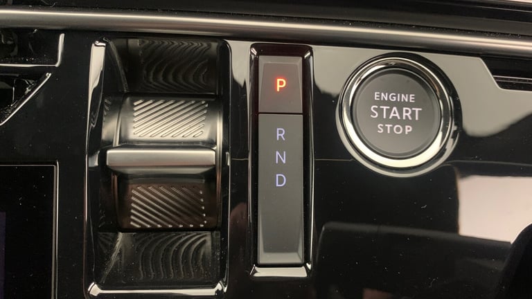 2024 Peugeot 3008 73kWh GT SUV 5dr Electric Auto (210 ps) SUV Electric Automatic