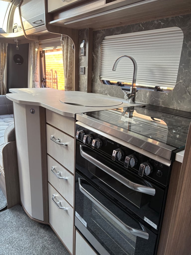     Late 2024 Coachman 575 VIP