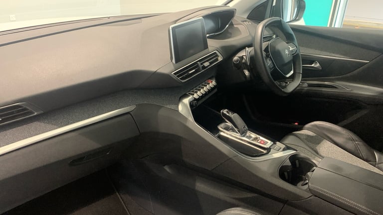 2017 Peugeot 3008 1.2 PureTech Allure SUV 5dr Petrol EAT Euro 6 (s/s) (130 ps) SUV Petrol Automatic