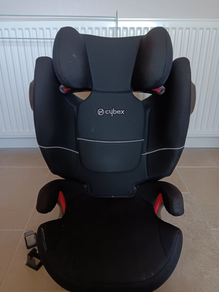 image for Child car seat aged 3-12, very good condition 