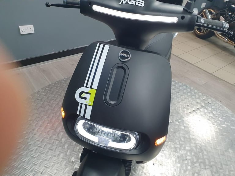 Full Electric Scooter MGB G1 50cc equivalent