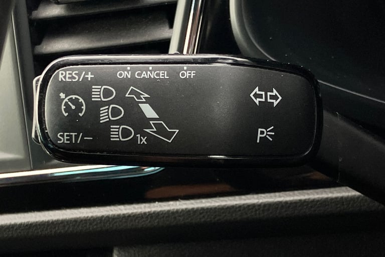 2017 SEAT Leon 2.0 TDI 184 FR Technology 5dr HATCHBACK DIESEL Manual