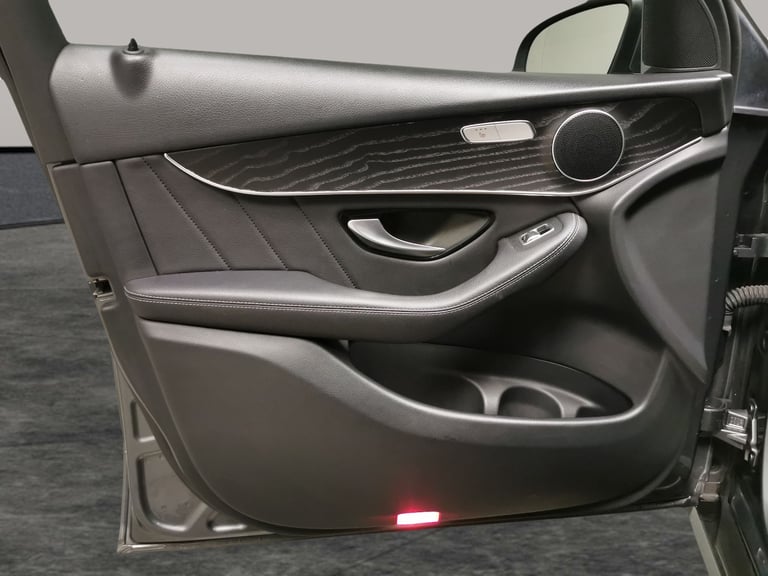 2018 Mercedes-Benz GLC 2.1 GLC220d AMG Line SUV 5dr Diesel G-Tronic+ 4MATIC Euro 6 (s/s) (170 ps)...