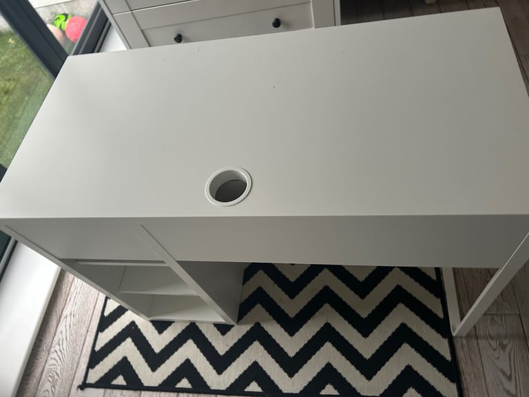Ikea Micke White Desk 
