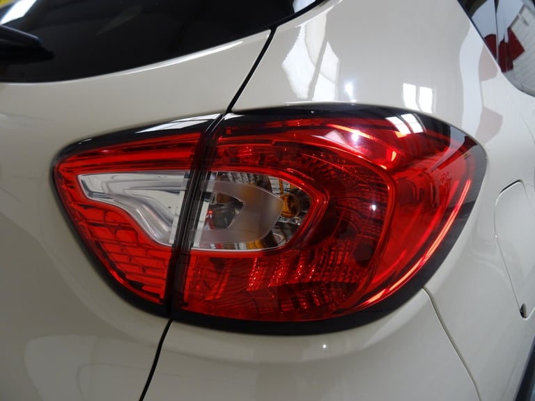 2016 Renault Captur 1.2 TCE Dynamique S Nav 5dr Automatic **LOW MILEAGE*ONLY 10000 MILES** HATCHB...