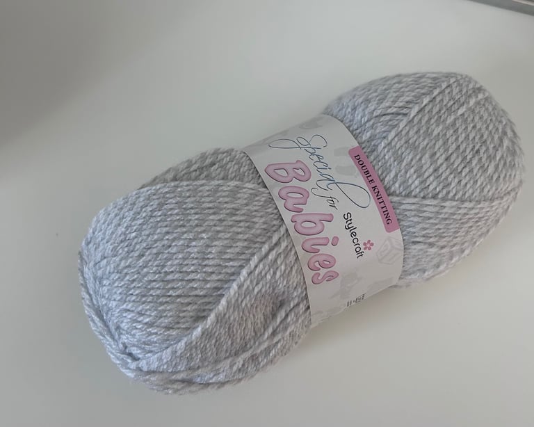 First size baby boy’s cardigan and hat set