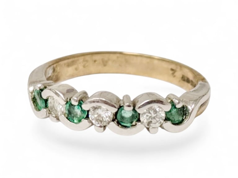 9ct (White & Yellow Gold) Diamond & Emerald Ring.