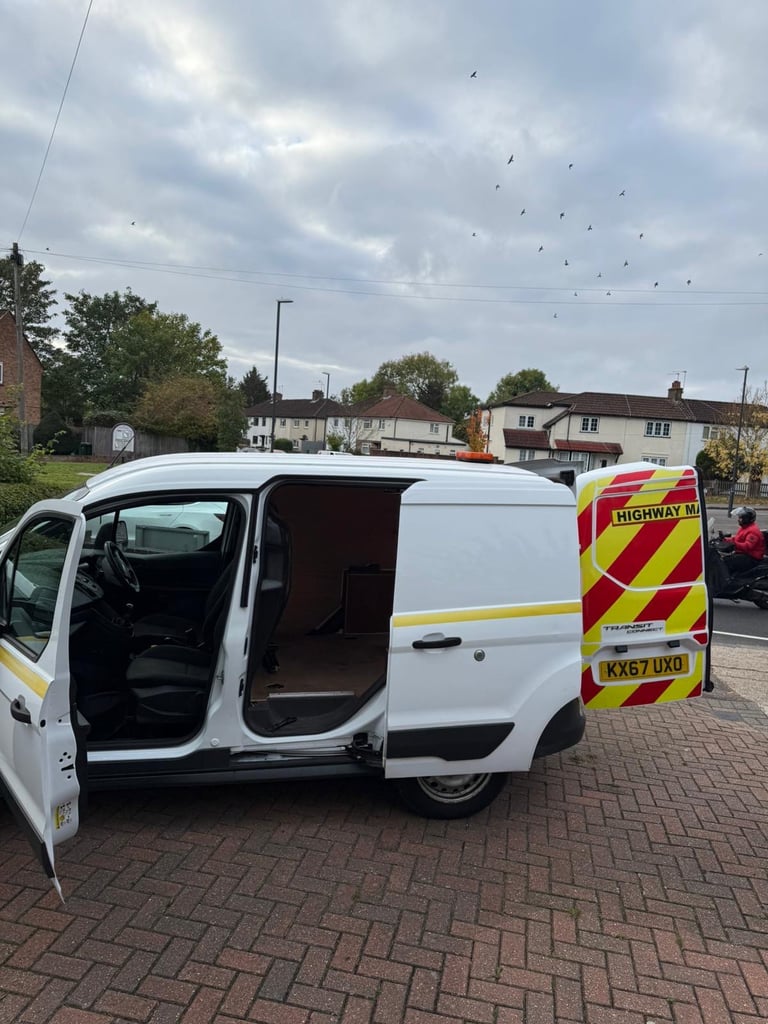 image for Ford, TRANSIT CONNECT, Panel Van, 2017, Manual, 1498 (cc)