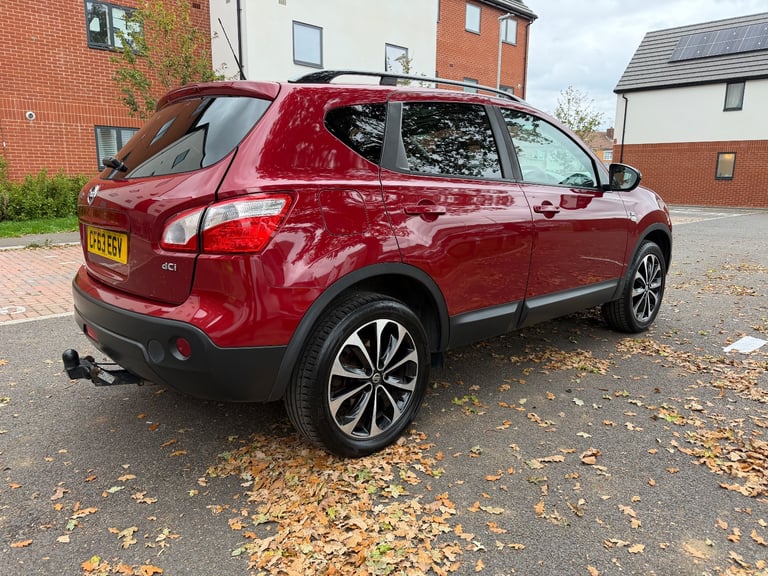 Nissan, QASHQAI, Hatchback, 2014, Manual, 1461 (cc), 5 doors