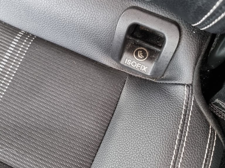 2018 Mercedes-Benz GLA GLA 180 Urban Edition 5dr ESTATE PETROL Manual