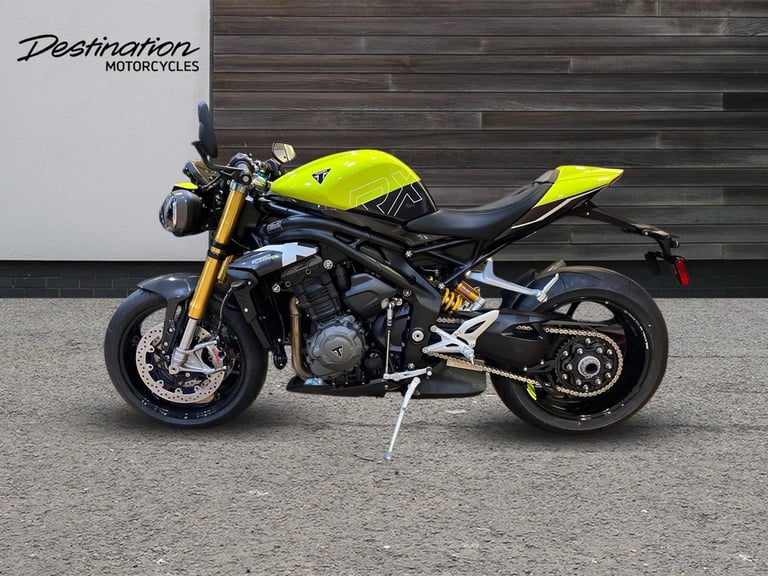 2025 Triumph Speed Triple 1200 RX Petrol yellow 6 Speed