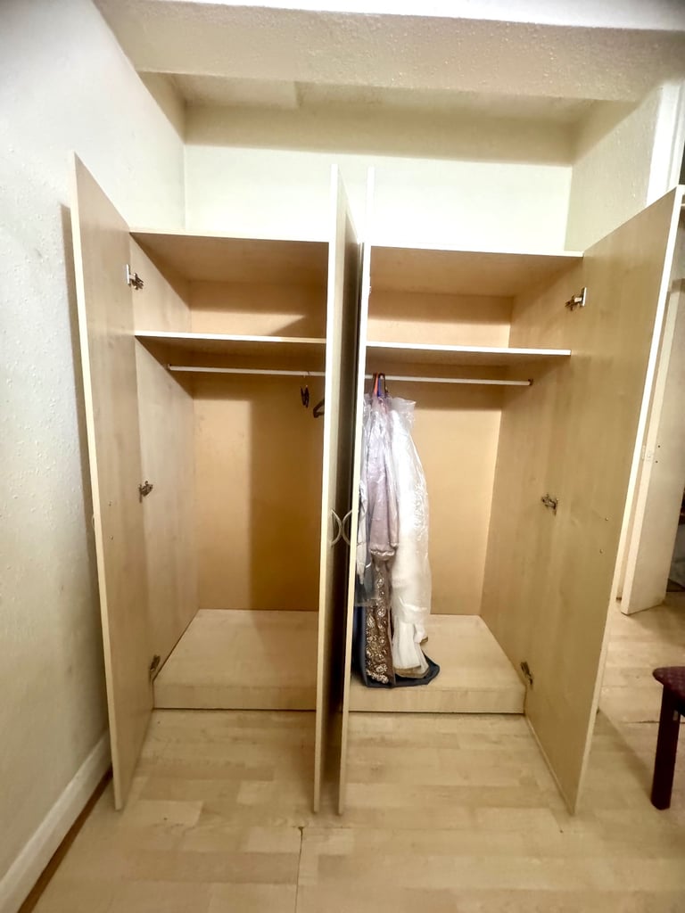 RENOVATION & HOUSE CLEARANCE SALE!! Tables,Beds,Wardrobes,Recliner Sofa,Chinese Rugs,From £15