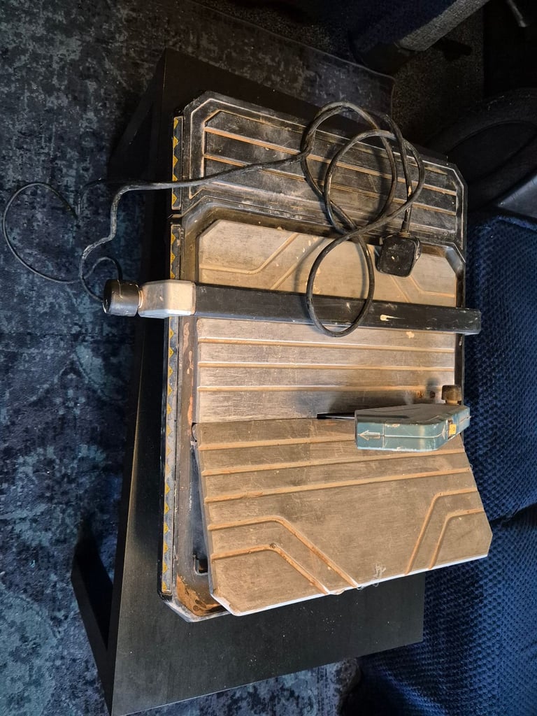 image for Erbauer electric wet tile cutter 
