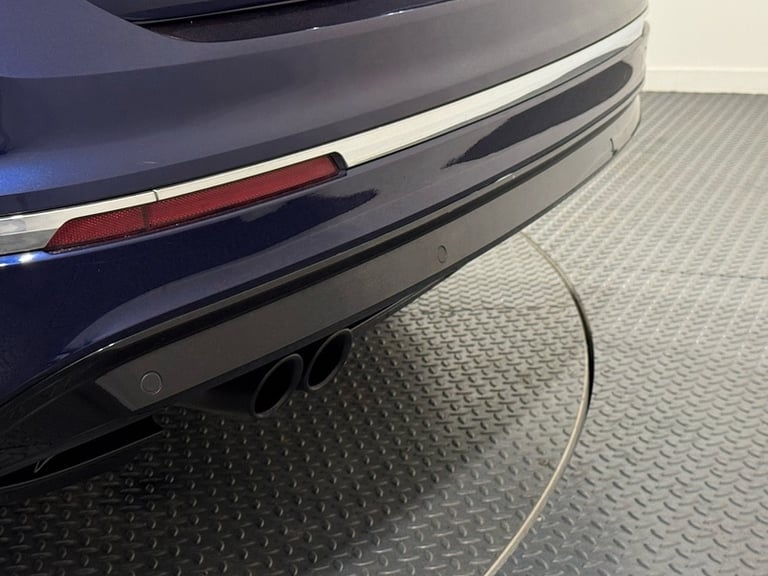 2017 Volkswagen Tiguan TDI R-Line SUV Diesel Automatic