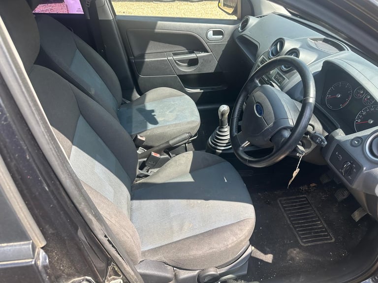 2007 Ford Fiesta Zetec 1.4 tdci - Image 11