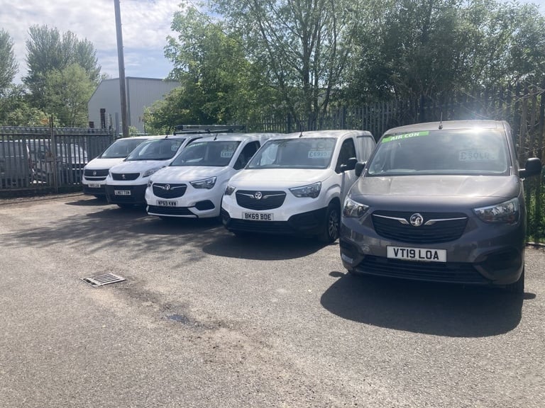 2019 Ford Transit Custom 2.0 320 TREND 9 SEATER L2 H1 Minibus Diesel Manual