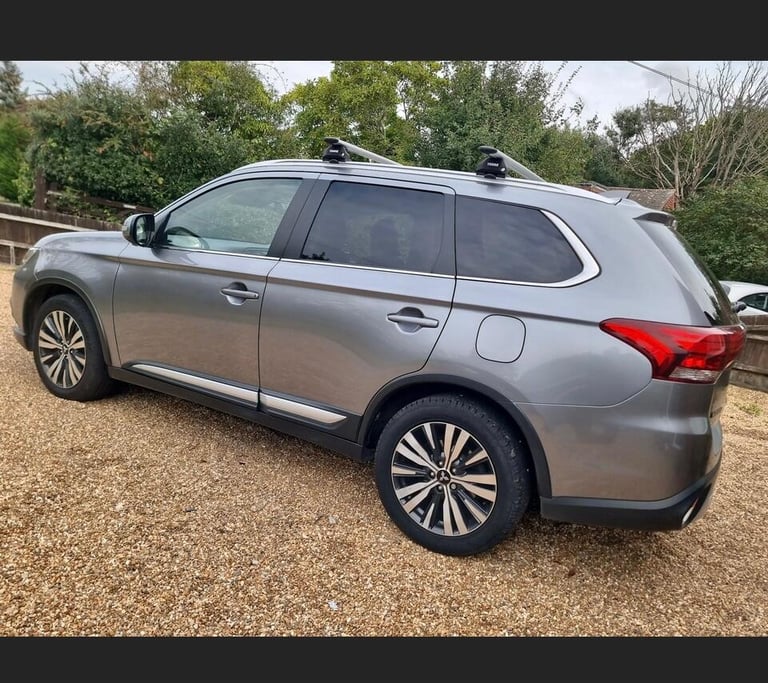 2019 Mitsubishi Outlander 2.0 MIVEC 4 CVT 4WD Euro 6 (s/s) 5dr ESTATE Petrol Automatic