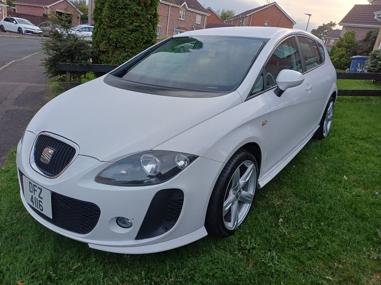 Seat, LEON Sport Hatchback, 2010, Manual, 1896 (cc), 5 doors