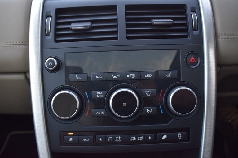 Land Rover Discovery Sport TD4 HSE